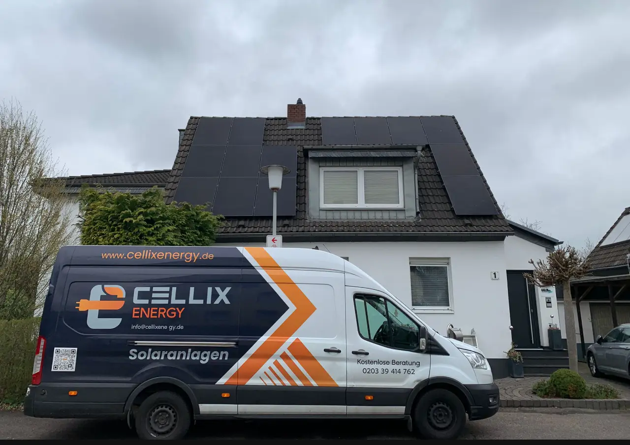 Leverkusen: Bei einem jährlichen Stromverbrauch von 4000 kWh erreicht diese Anlage mit 34 Modulen unglaubliche 89,7 % Autarkie! - Featured